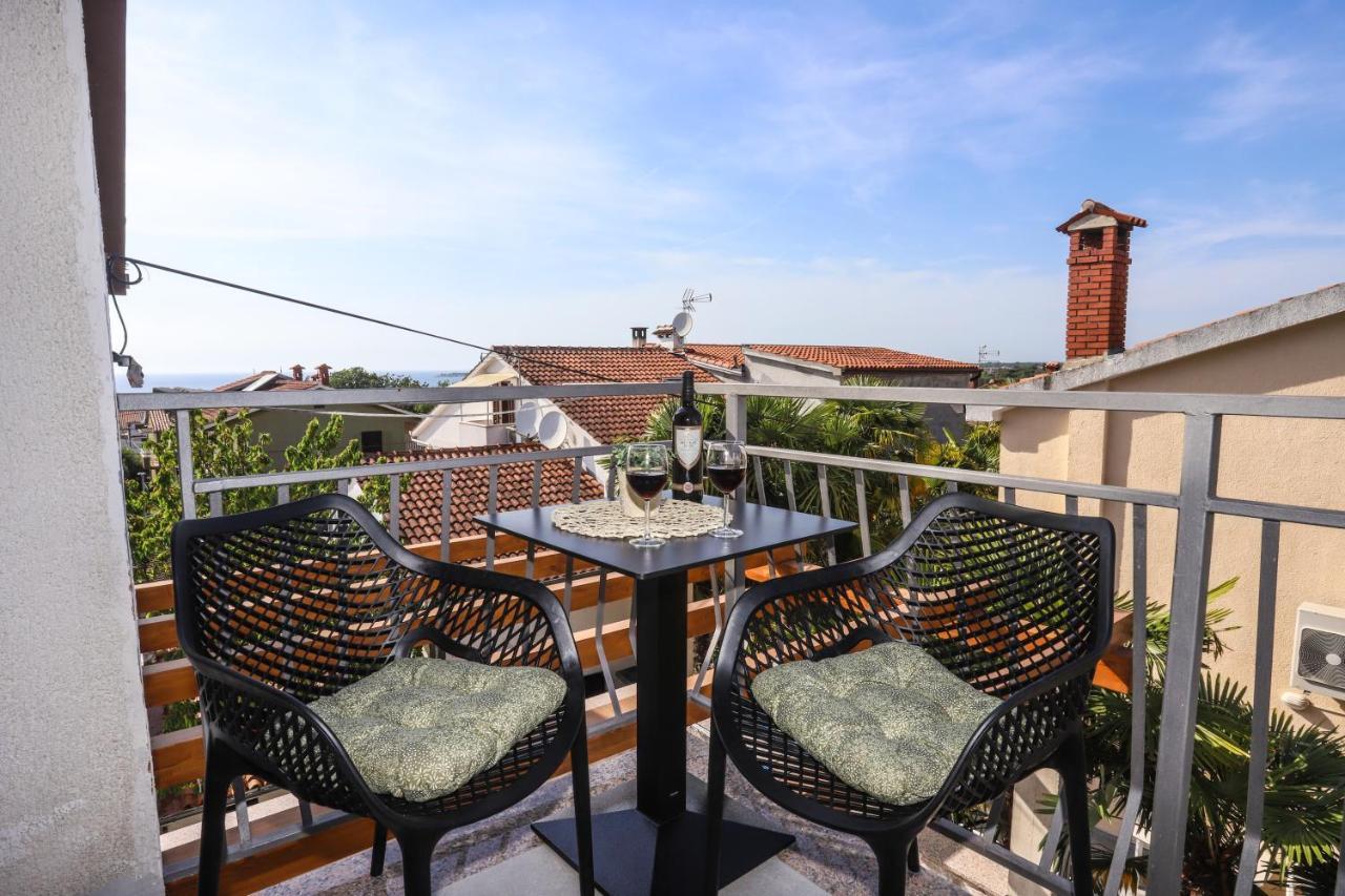 Apartments Residence Radovan 1 โปเรช ภายนอก รูปภาพ
